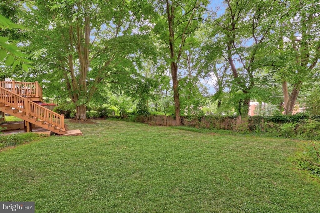 2722 Woodley Place - Photo 35