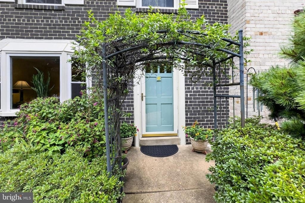 4720 Exeter Street - Photo 47
