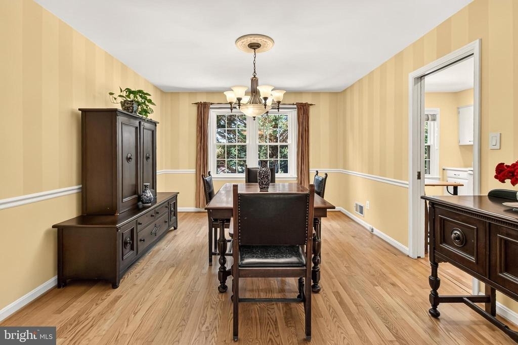 4720 Exeter Street - Photo 11