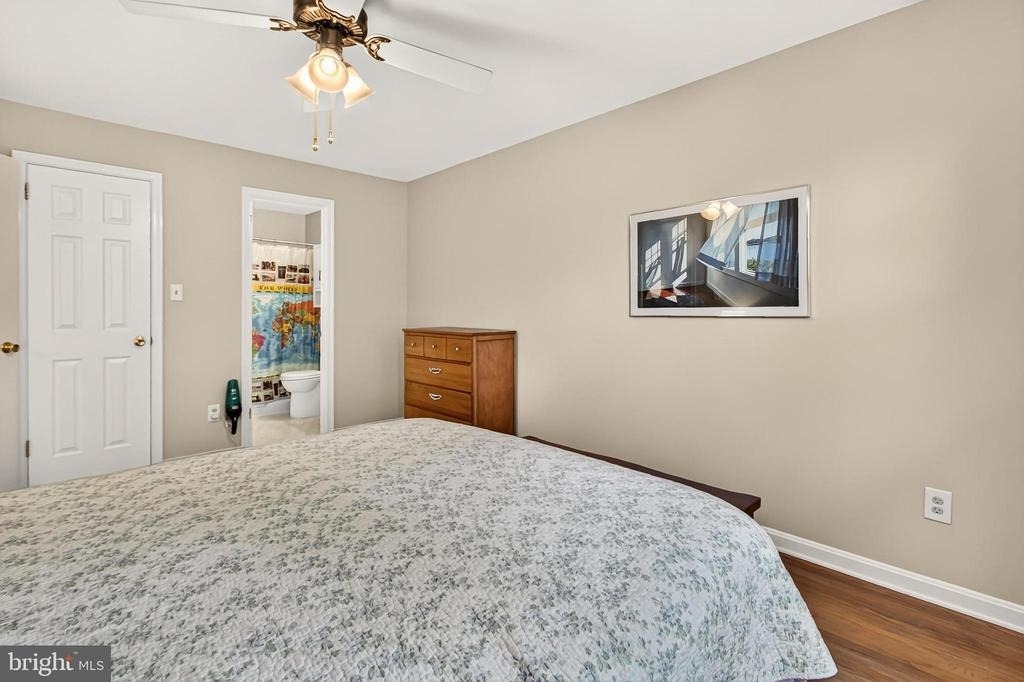 4720 Exeter Street - Photo 24