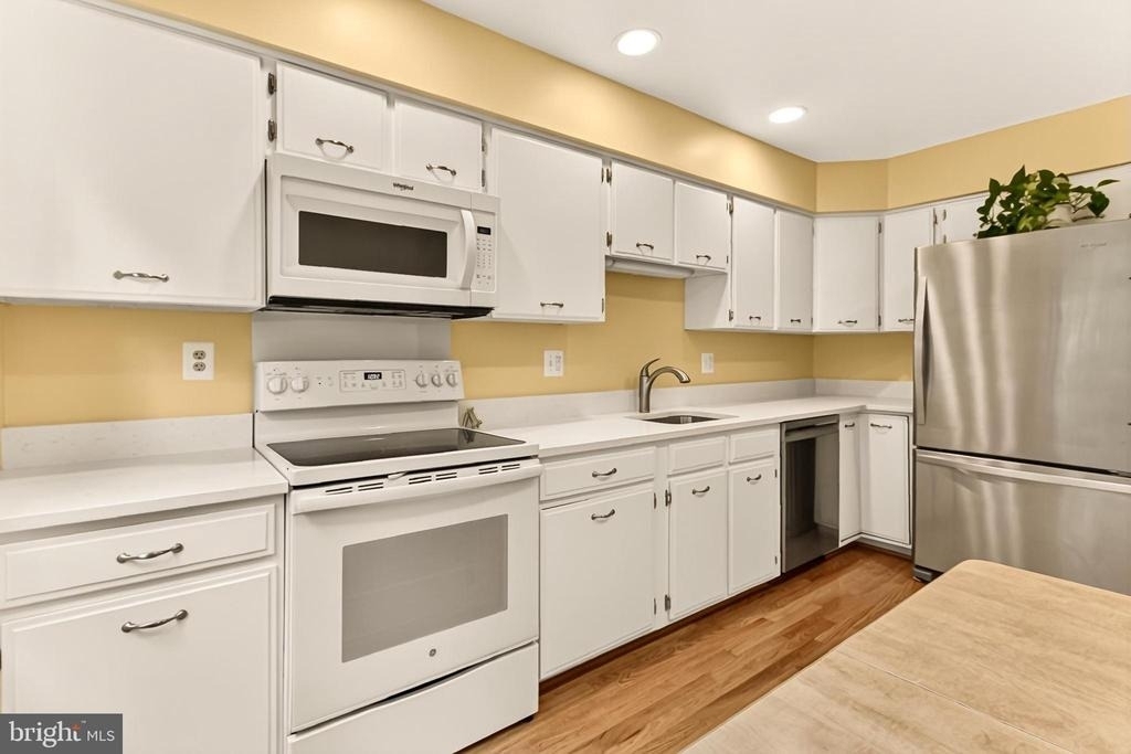 4720 Exeter Street - Photo 17