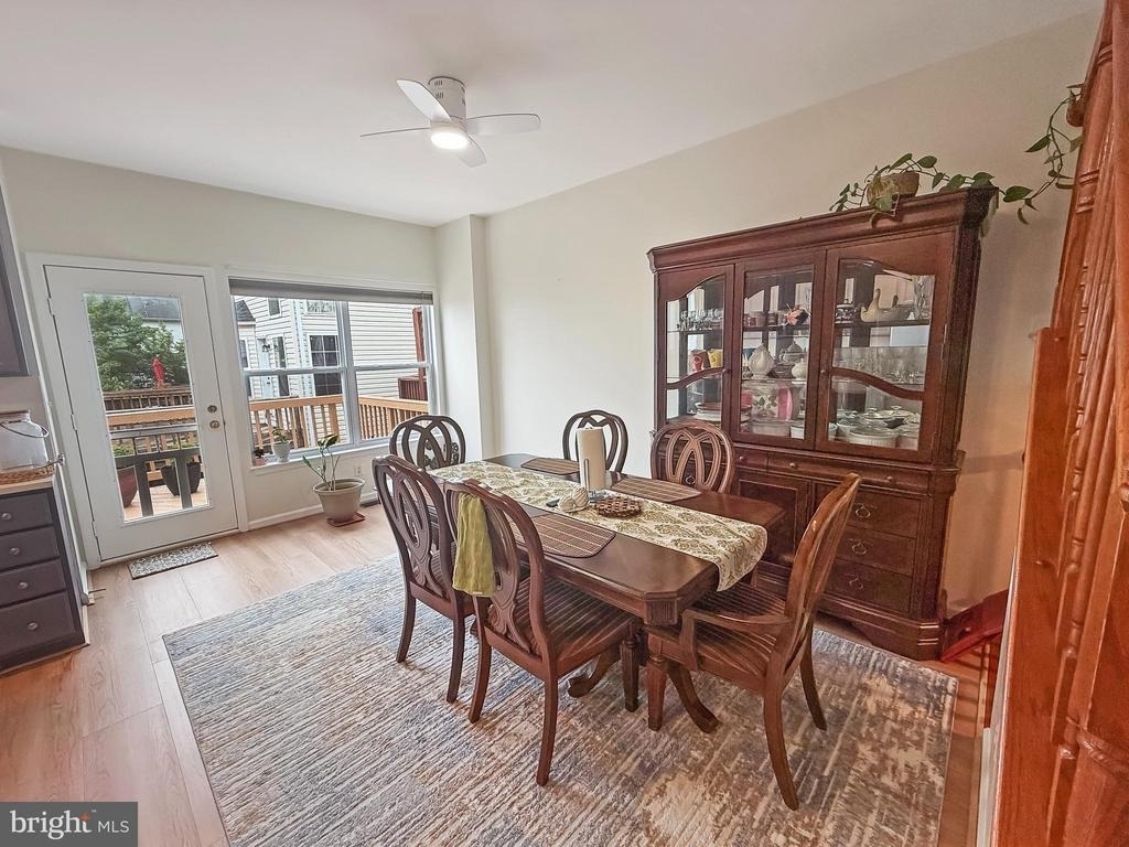 2535 James Monroe Circle - Photo 4