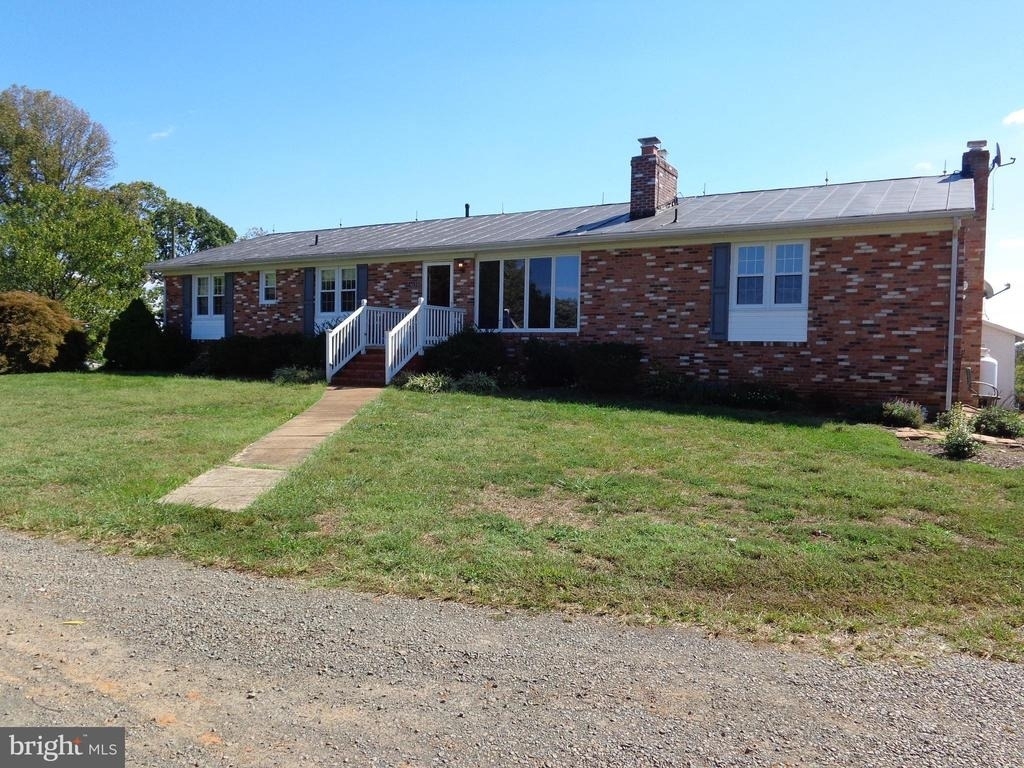 9839 Lees Mill Road - Photo 0