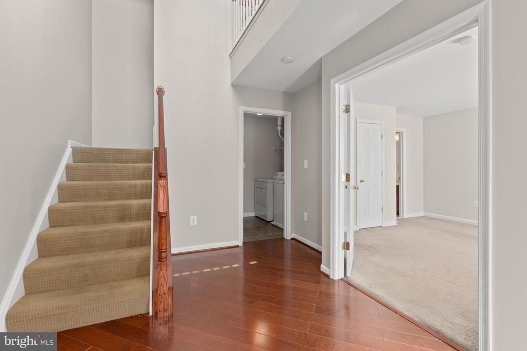 1105 Patrick Street - Photo 2