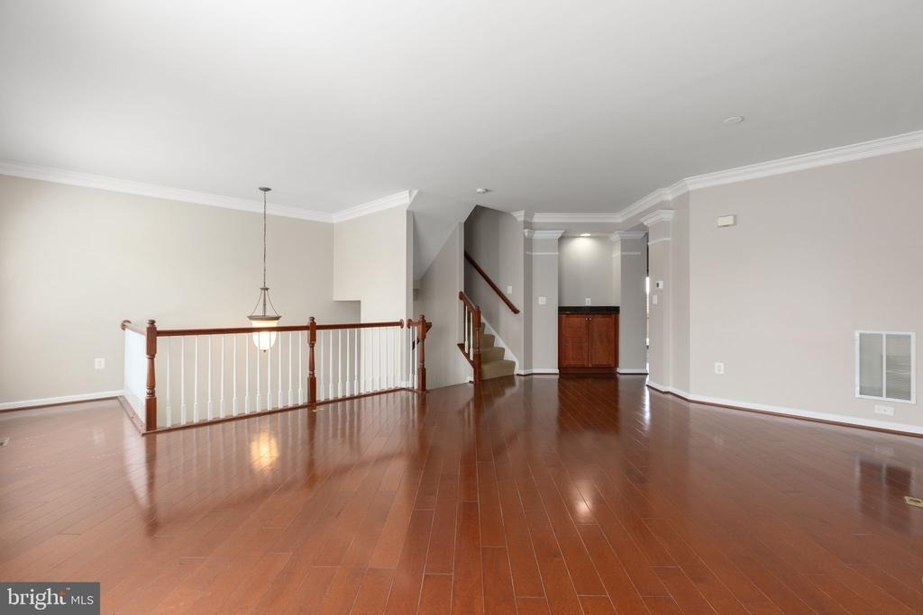 1105 Patrick Street - Photo 9