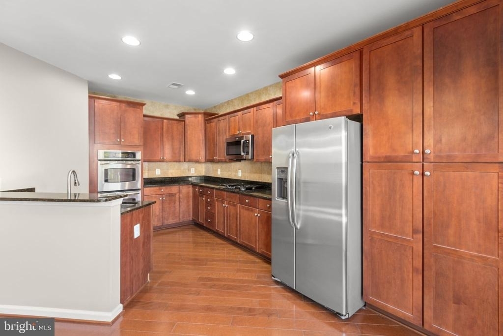 1105 Patrick Street - Photo 15