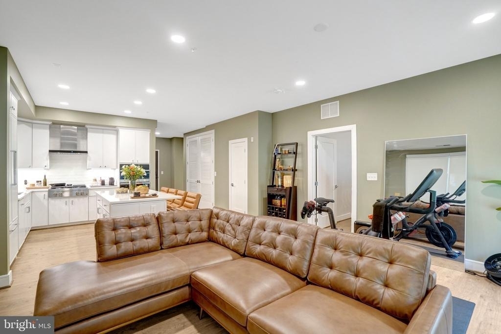 635 Slaters Lane - Photo 26