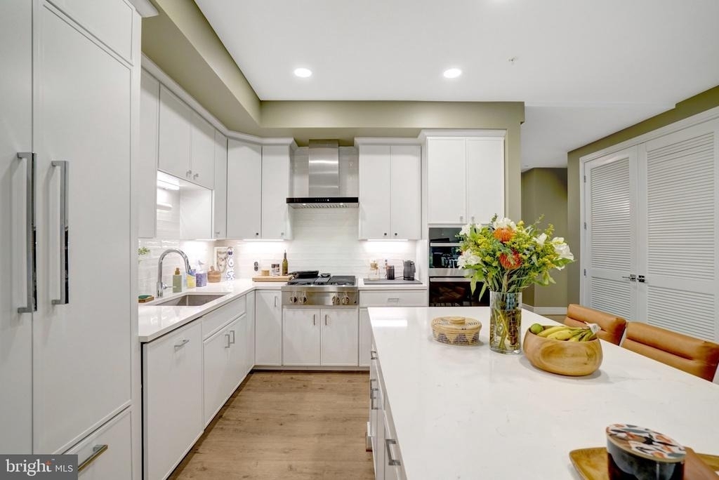 635 Slaters Lane - Photo 15
