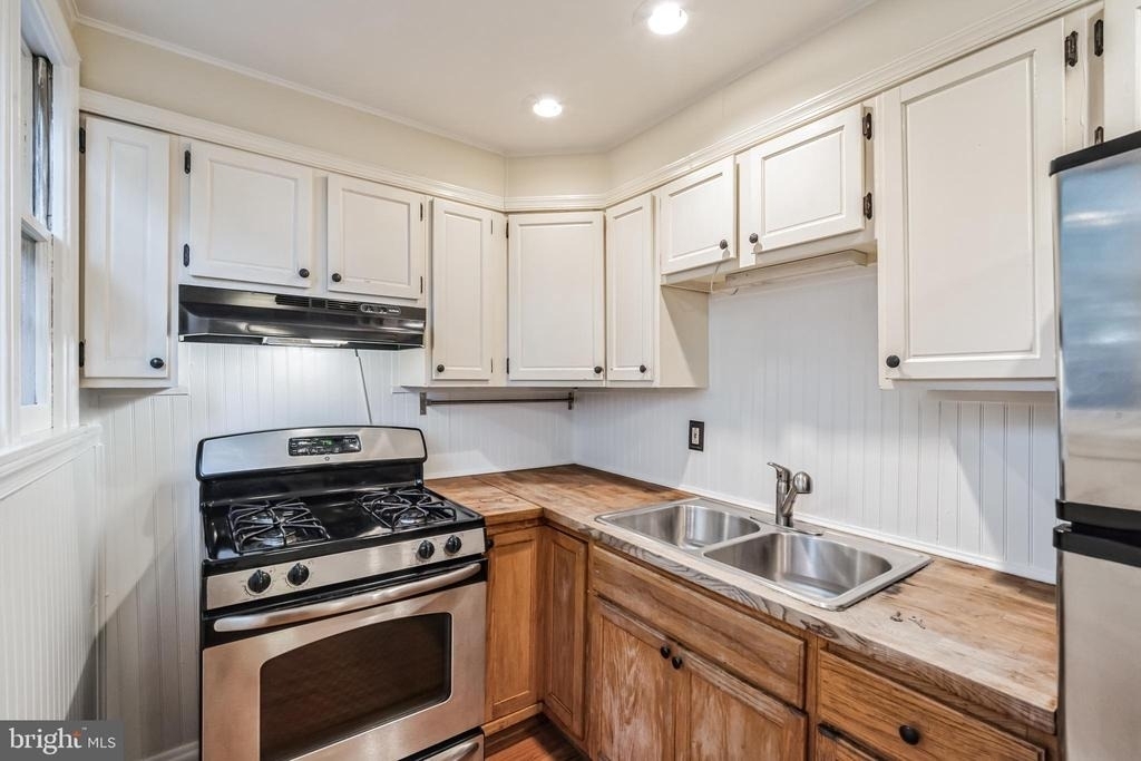 455 Ripka Street - Photo 7