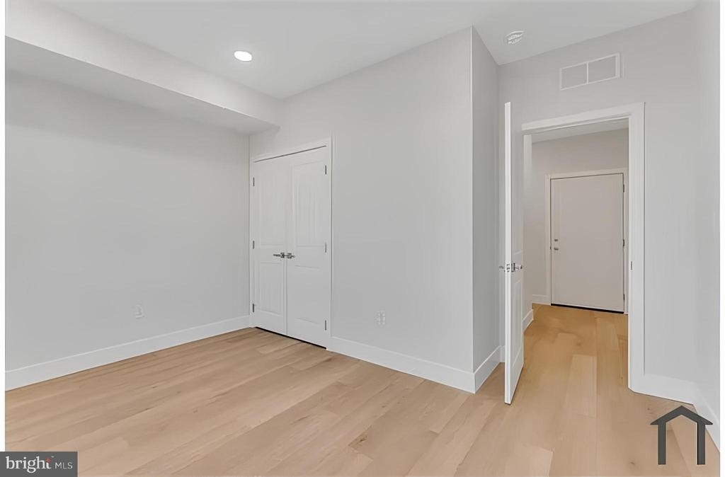 1229 W Hilton Street - Photo 3