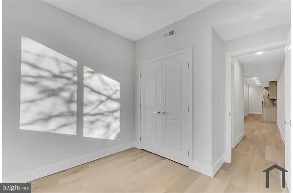 1229 W Hilton Street - Photo 9