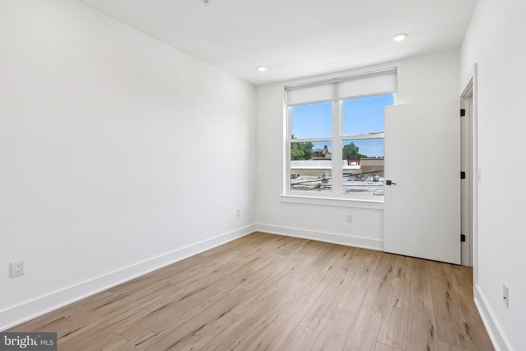 139 W Chelten Avenue - Photo 35