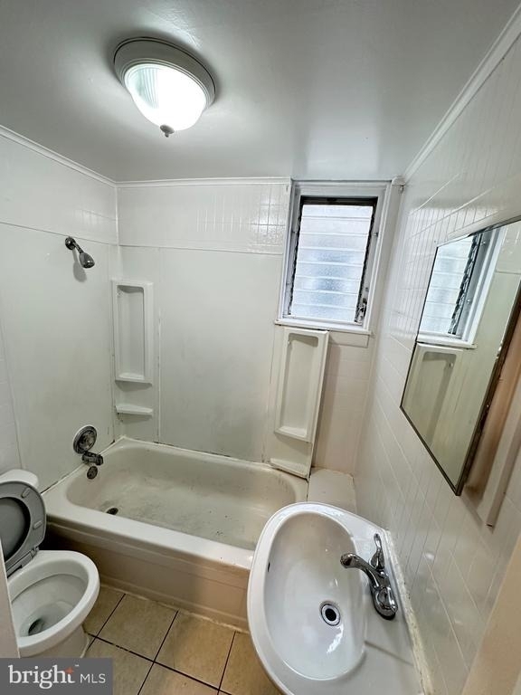6135 Hegerman Street - Photo 23