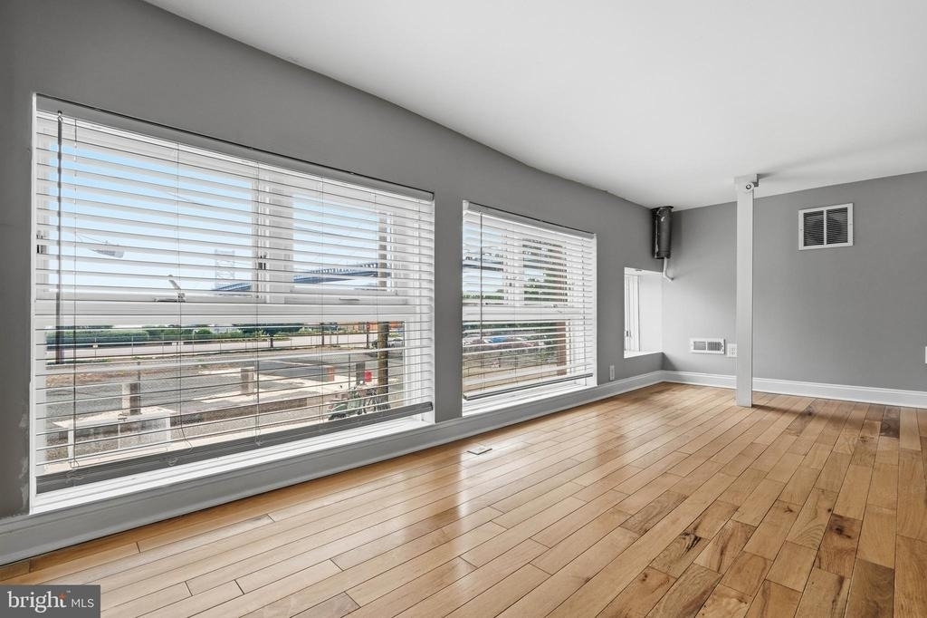 310 N Water Street - Photo 29