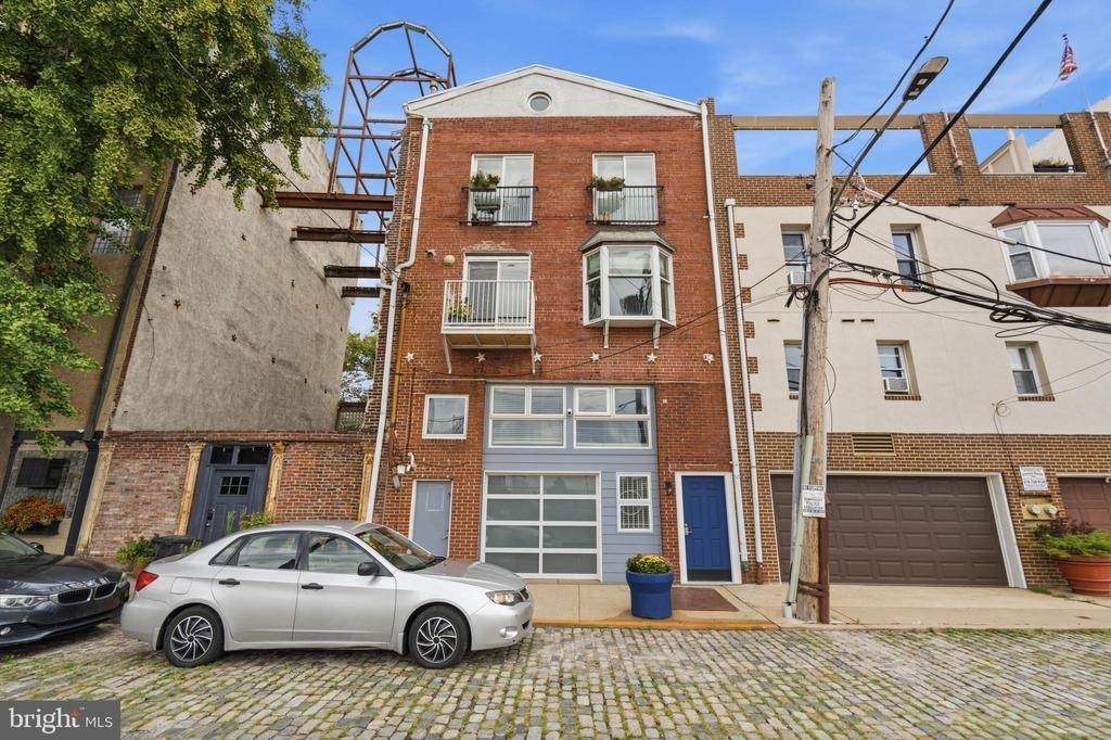 310 N Water Street - Photo 0