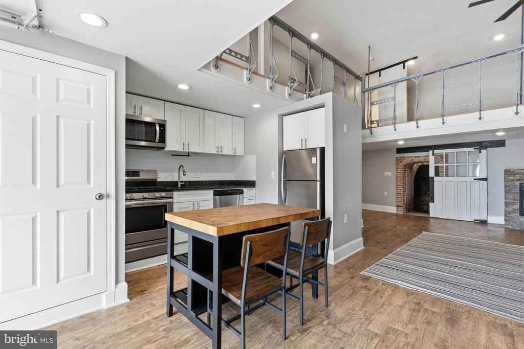 310 N Water Street - Photo 5