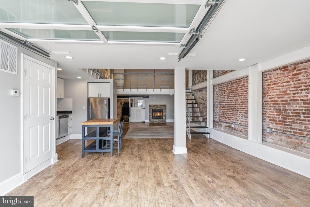 310 N Water Street - Photo 4