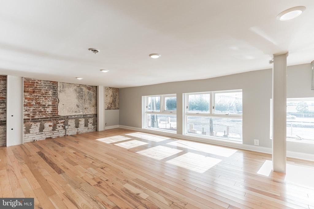 310 N Water Street - Photo 27