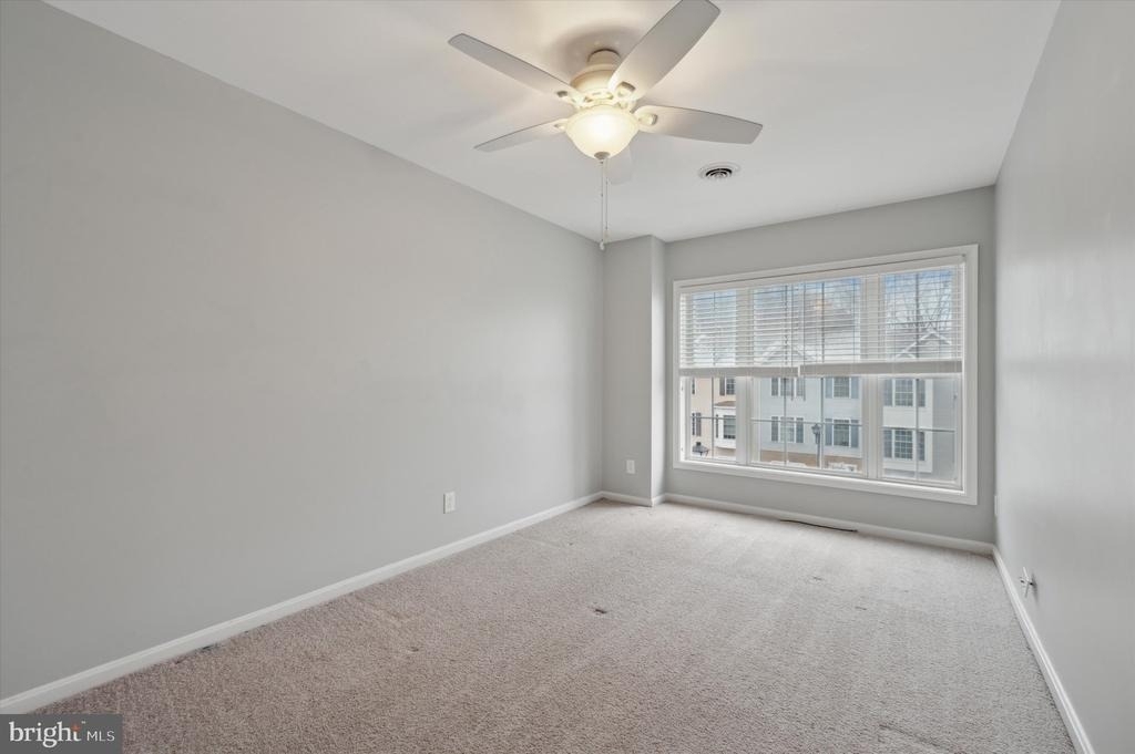 100 Parker Avenue - Photo 12