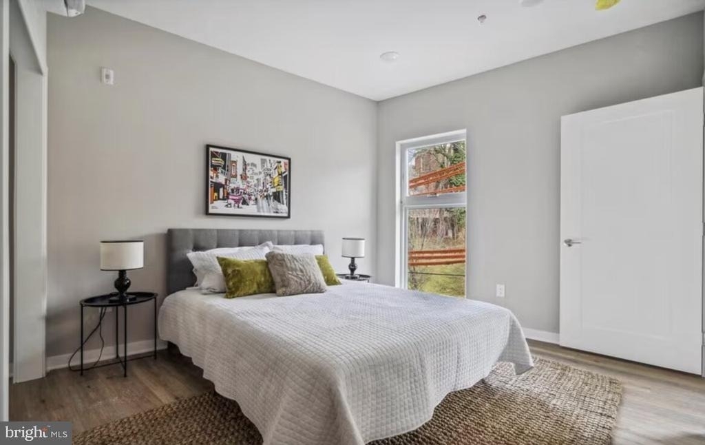 3515 Midvale Avenue - Photo 15