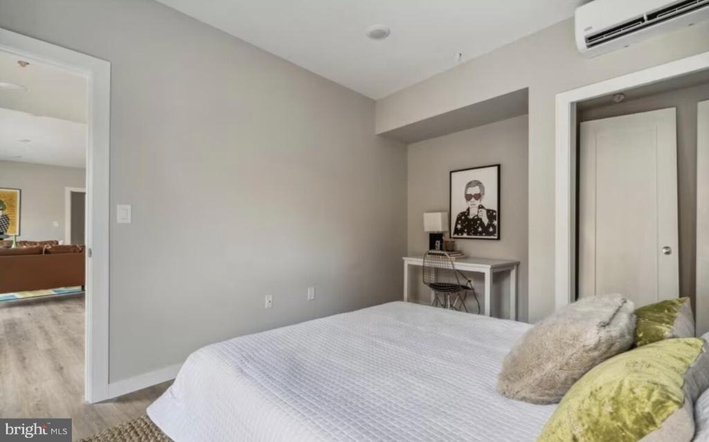3515 Midvale Avenue - Photo 14