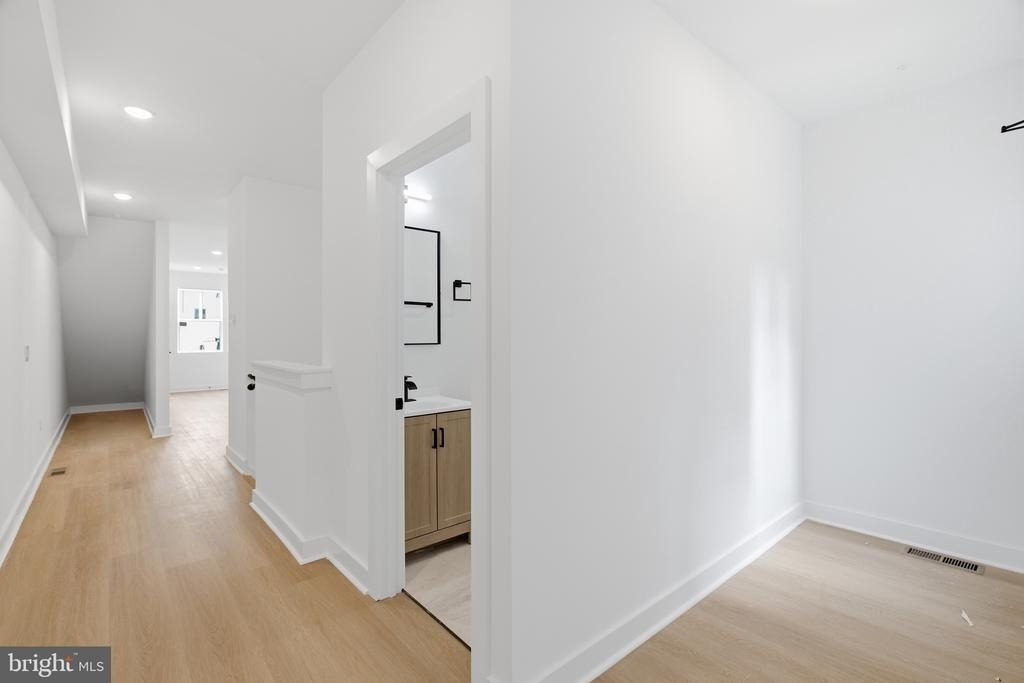2251 N 12th Street - Photo 8