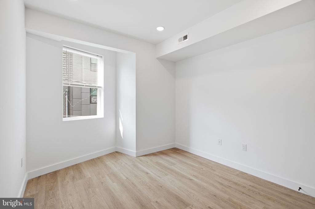 1027 W Arizona Street - Photo 15