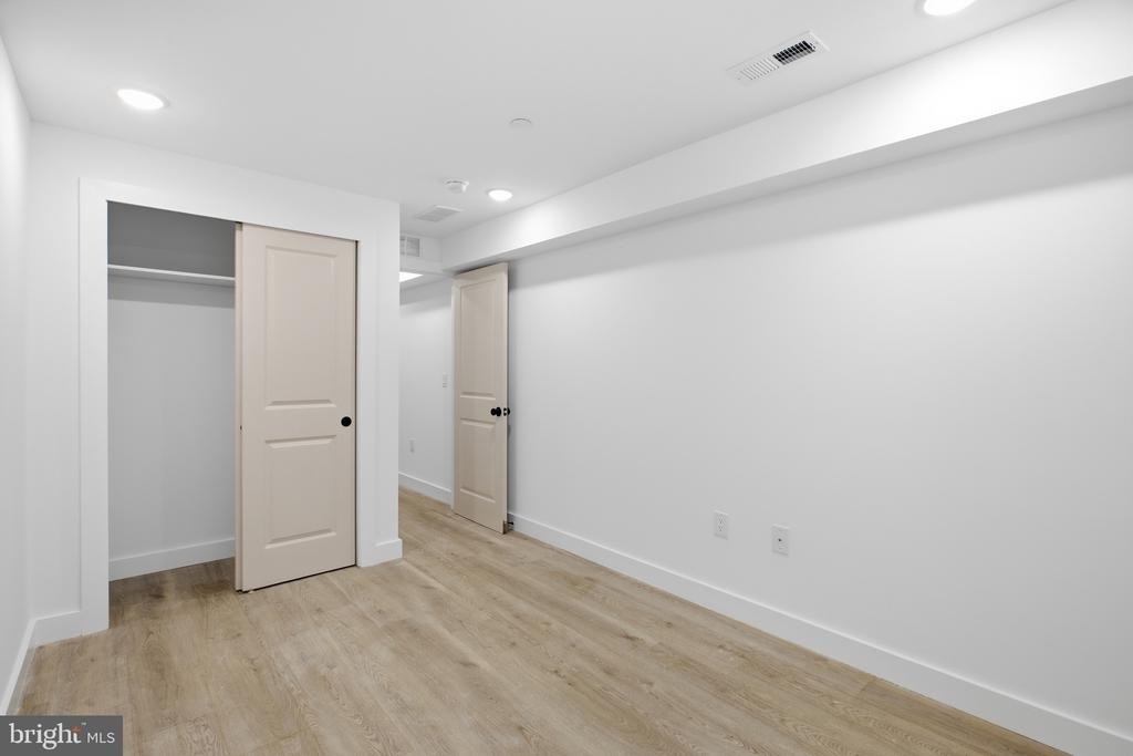 1027 W Arizona Street - Photo 9