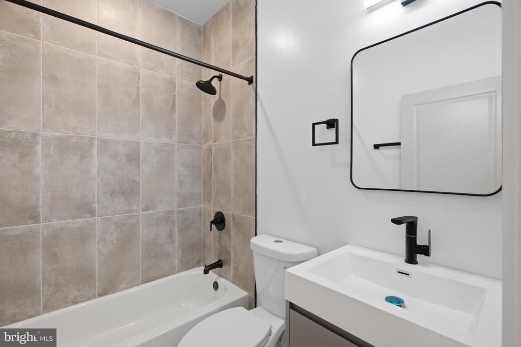 1027 W Arizona Street - Photo 13
