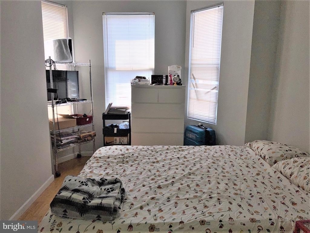 4825 Baltimore Avenue - Photo 4
