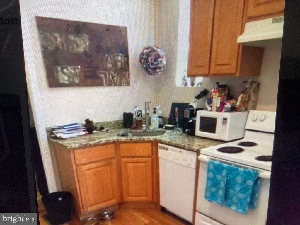 4825 Baltimore Avenue - Photo 1