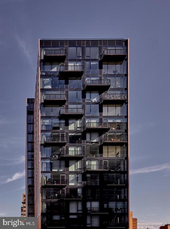 1134 Sansom Street - Photo 7