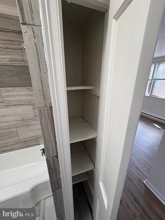 1031 Fanshawe Street - Photo 7