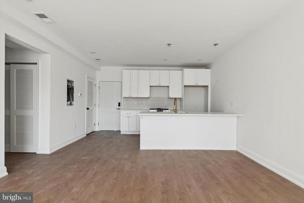 1614 Ridge Avenue - Photo 11