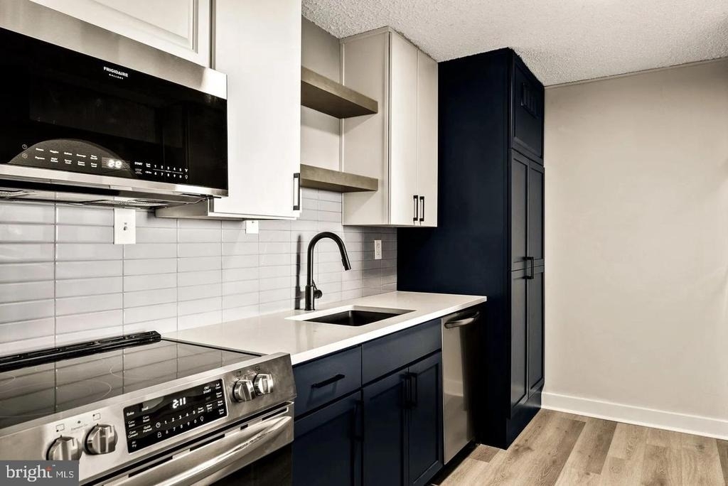 1500 Locust Street - Photo 1