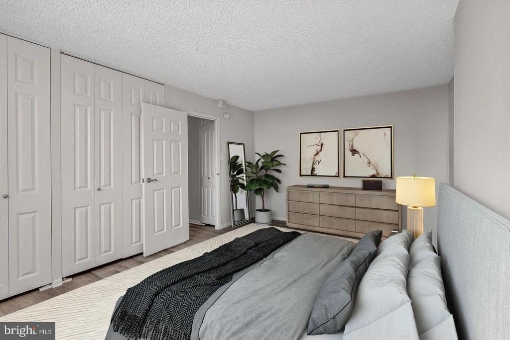 1500 Locust Street - Photo 4