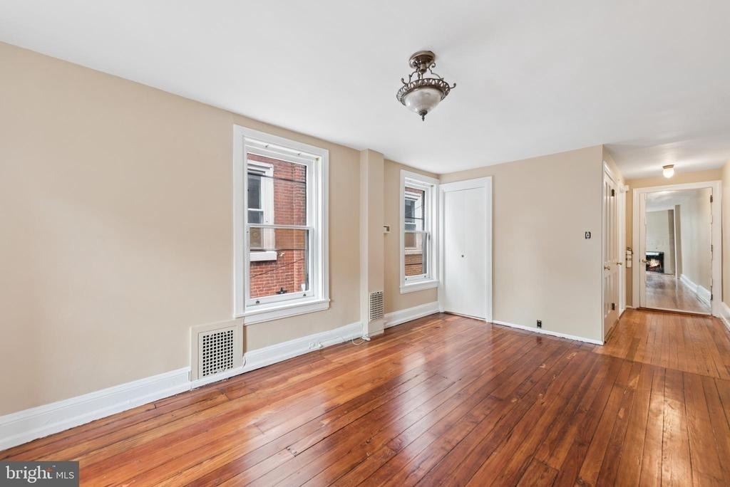 2218 Locust Street - Photo 24
