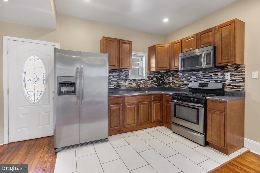4623 Sansom Street - Photo 10