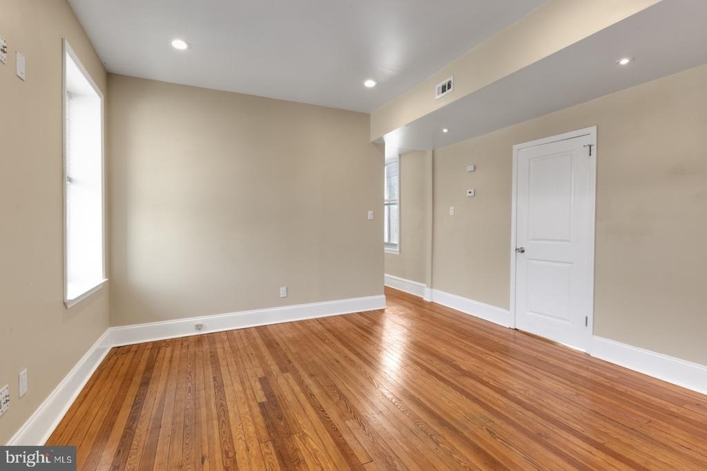4623 Sansom Street - Photo 8