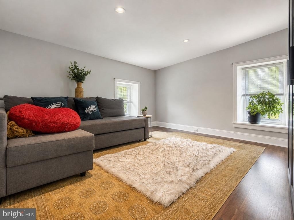 29 E Meehan Avenue - Photo 23