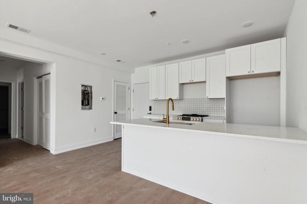 1614 Ridge Avenue - Photo 12