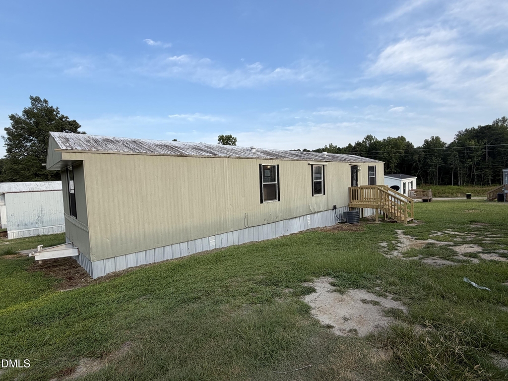 80 Pine Forest Loop - Photo 0