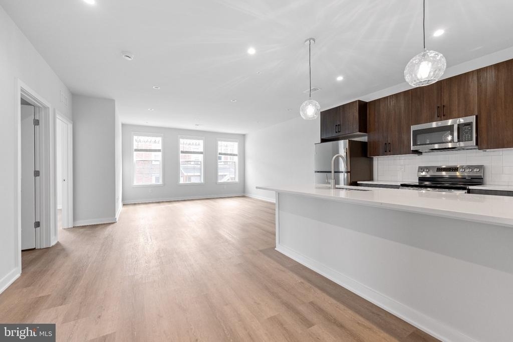 26 S York Road - Photo 0