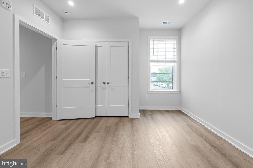 26 S York Road - Photo 10