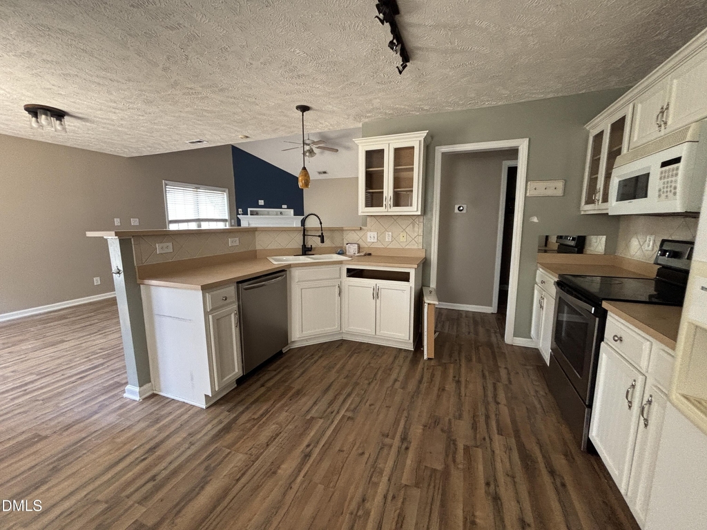 337 Americana Drive - Photo 27
