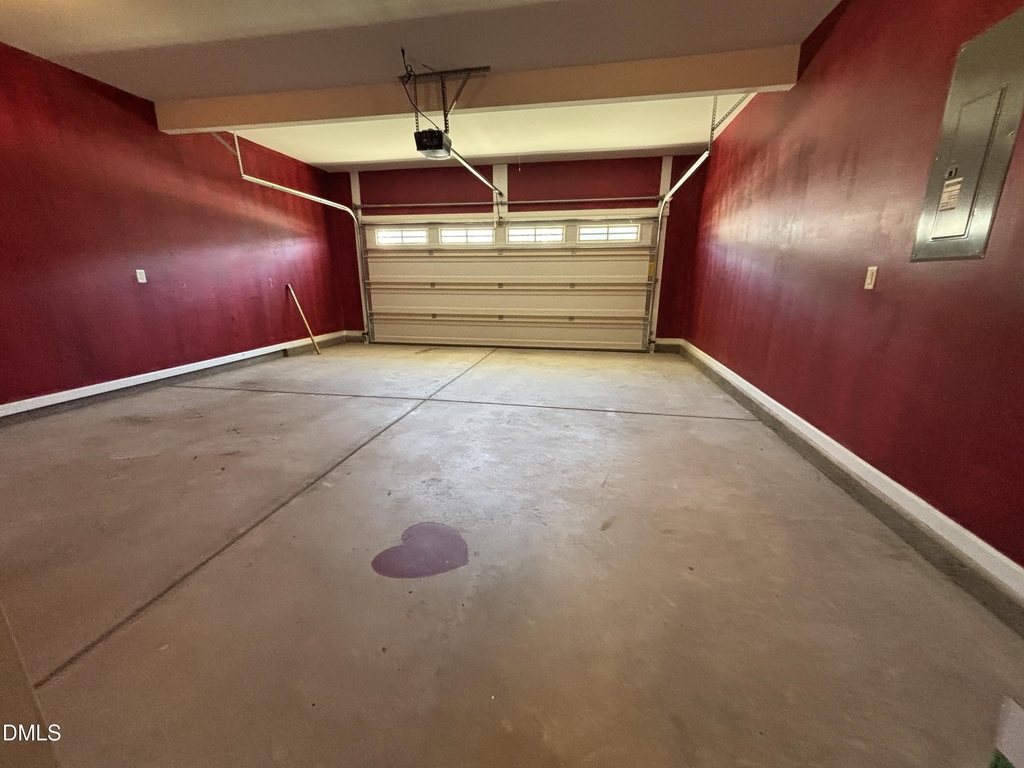 438 Roanoke Drive - Photo 40