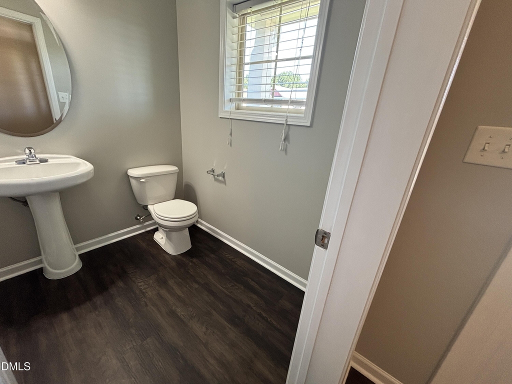 438 Roanoke Drive - Photo 15