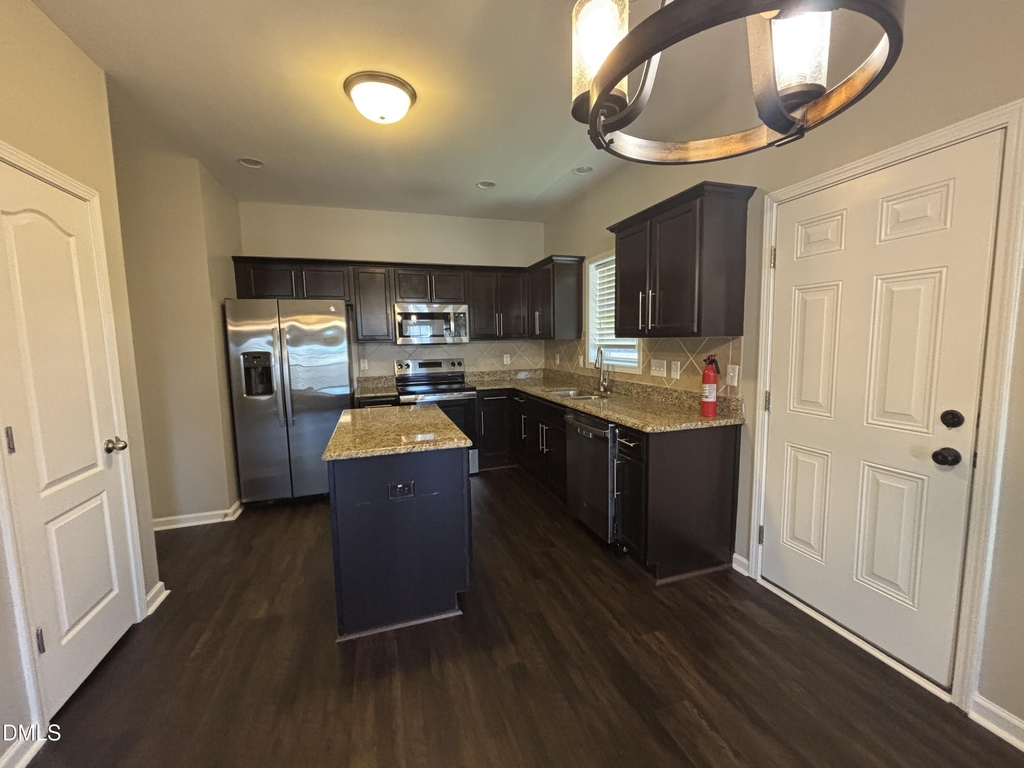 438 Roanoke Drive - Photo 29