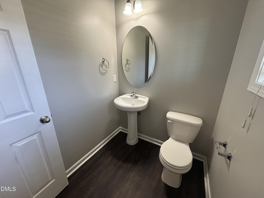 438 Roanoke Drive - Photo 16