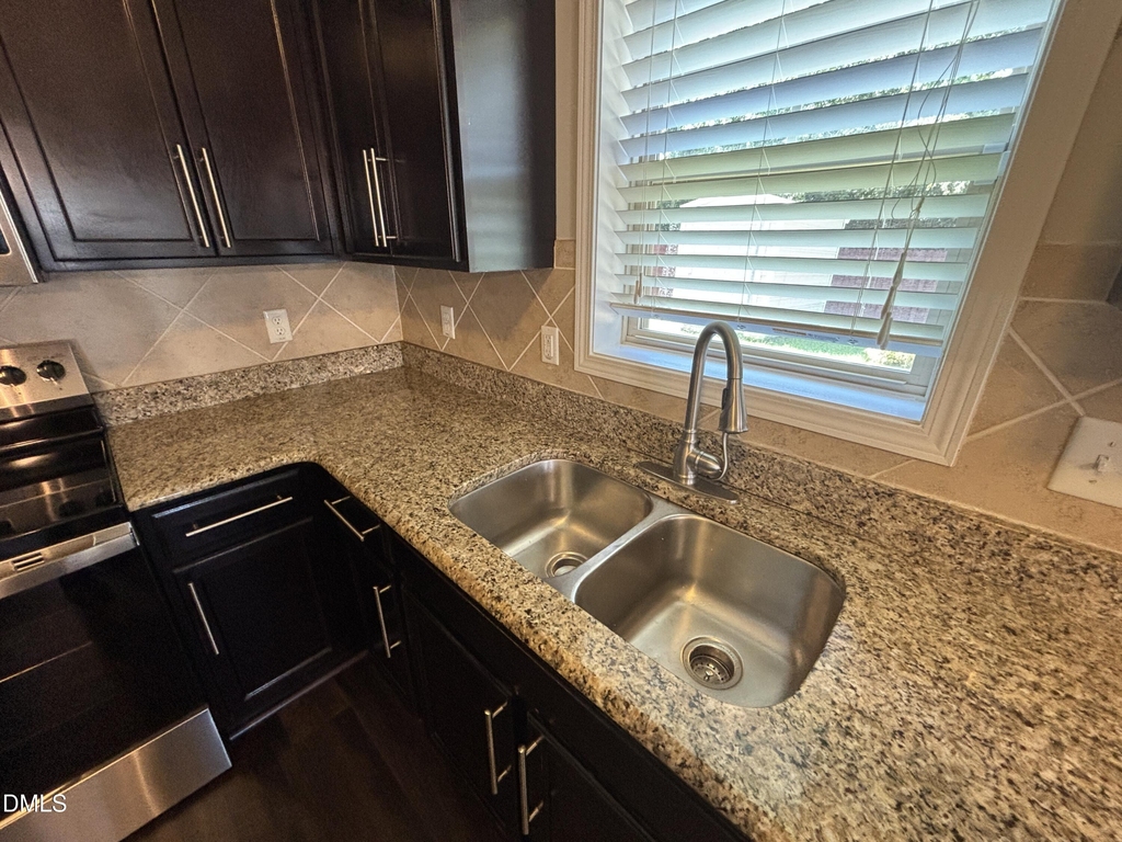 438 Roanoke Drive - Photo 32